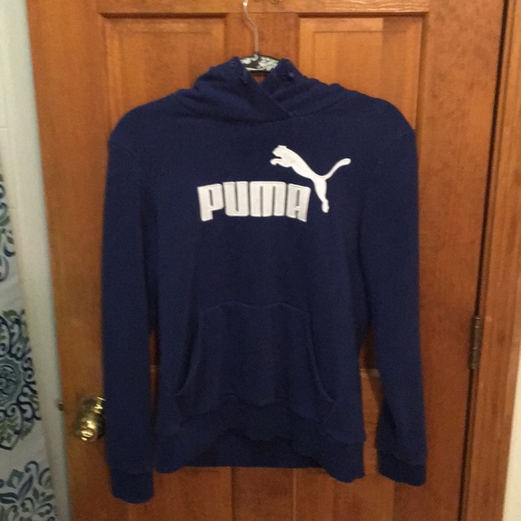 Puma Tops - Final Day Sale! Puma Hooded Sweatshirt